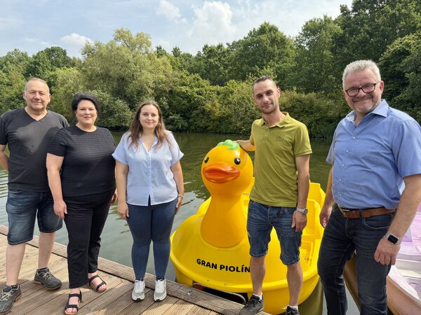 Wenn Quietscheenten auf Einh�rner und Drachen treffen